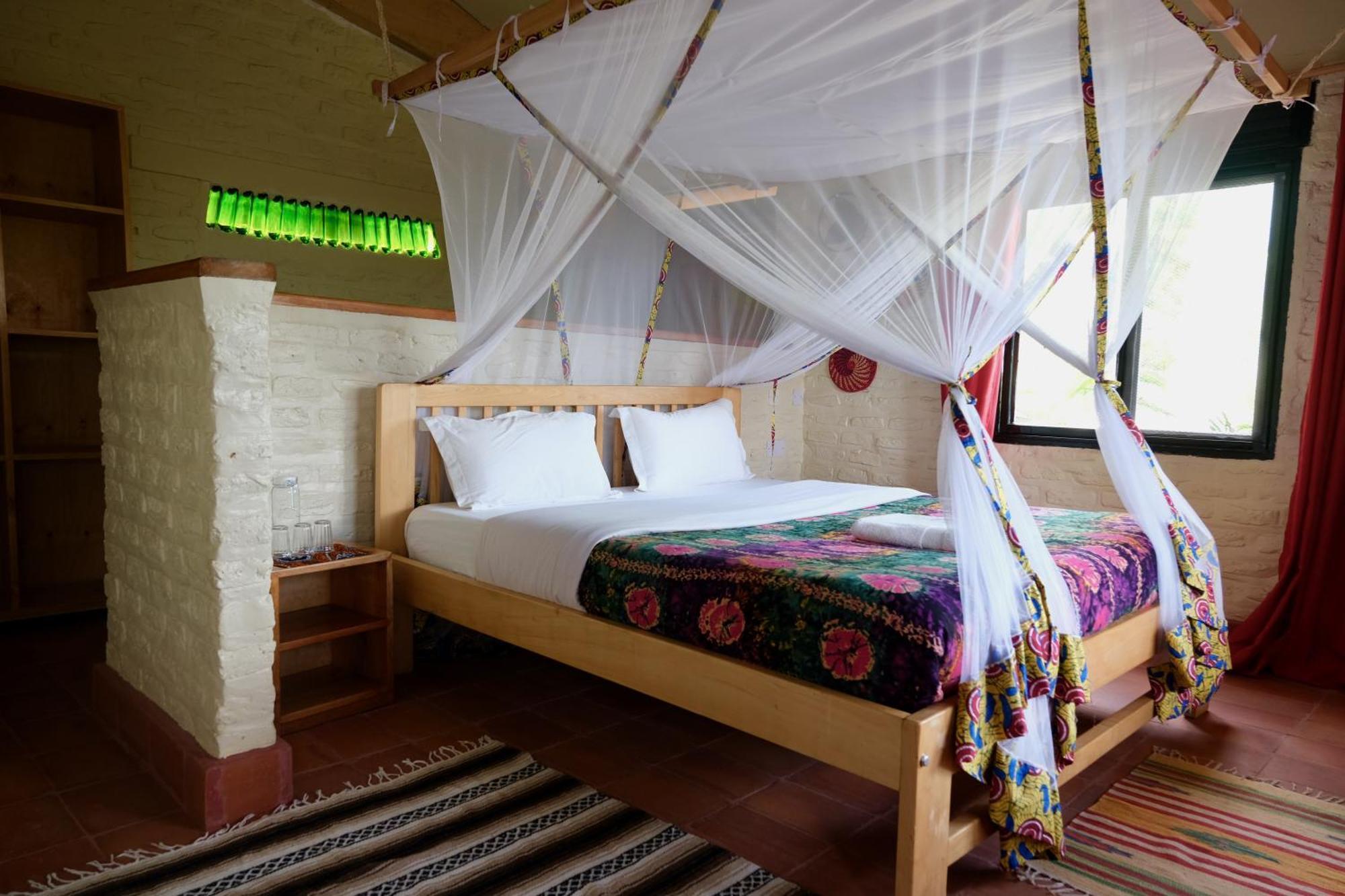 Hyena Hill Lodge Sanga Екстер'єр фото