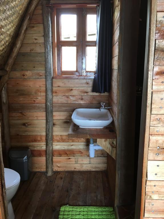Hyena Hill Lodge Sanga Екстер'єр фото