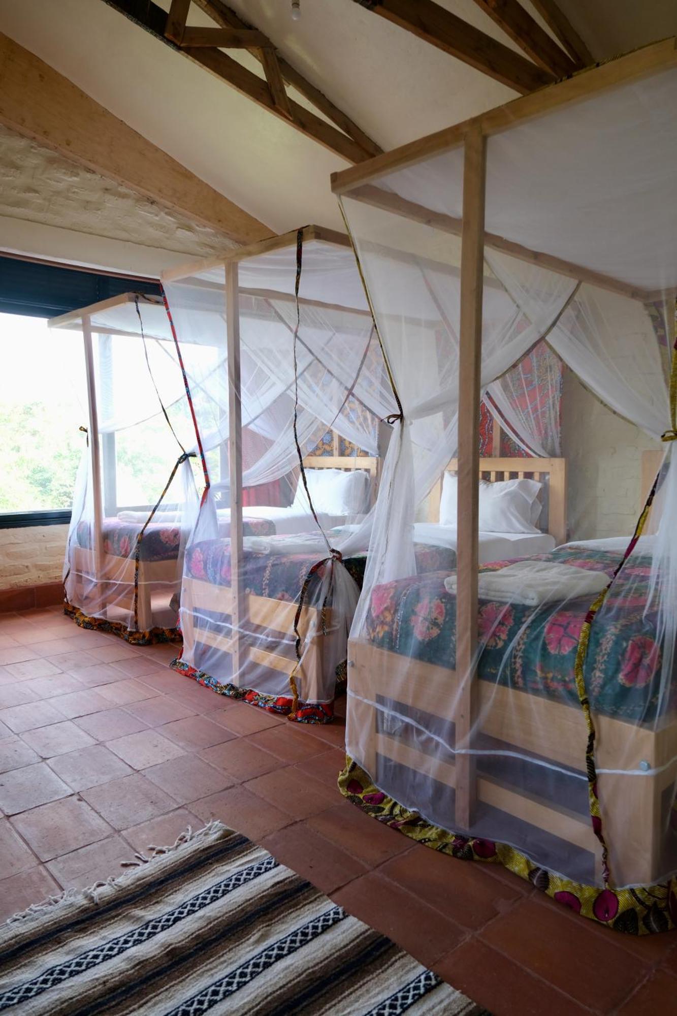 Hyena Hill Lodge Sanga Екстер'єр фото