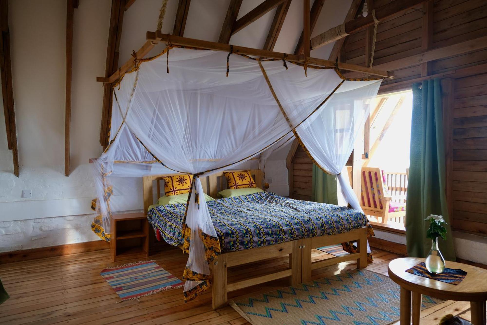 Hyena Hill Lodge Sanga Екстер'єр фото