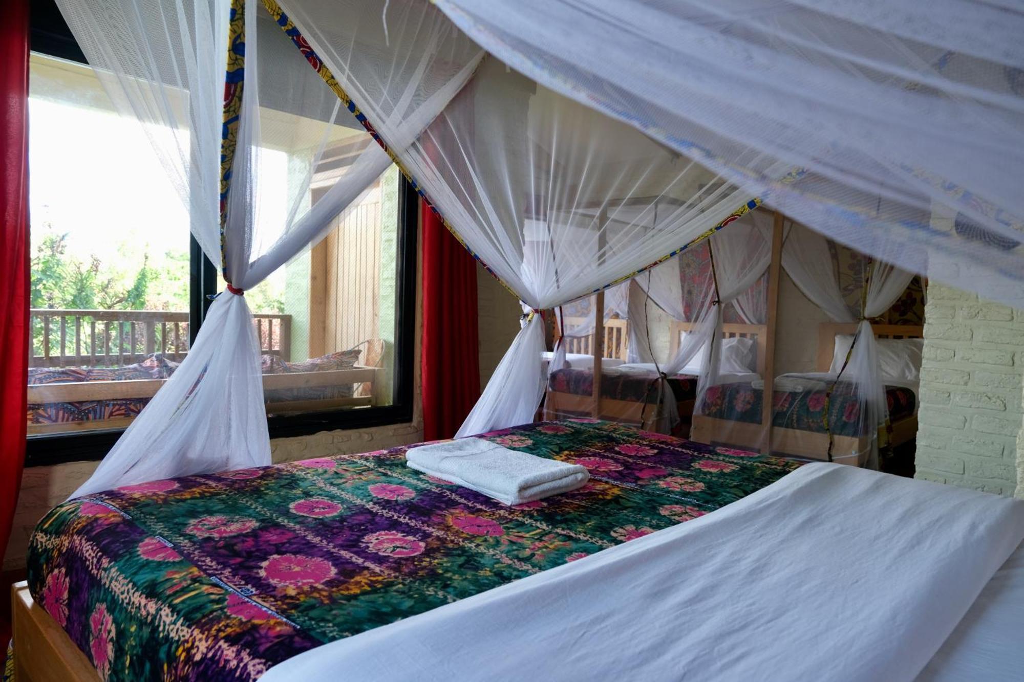 Hyena Hill Lodge Sanga Екстер'єр фото